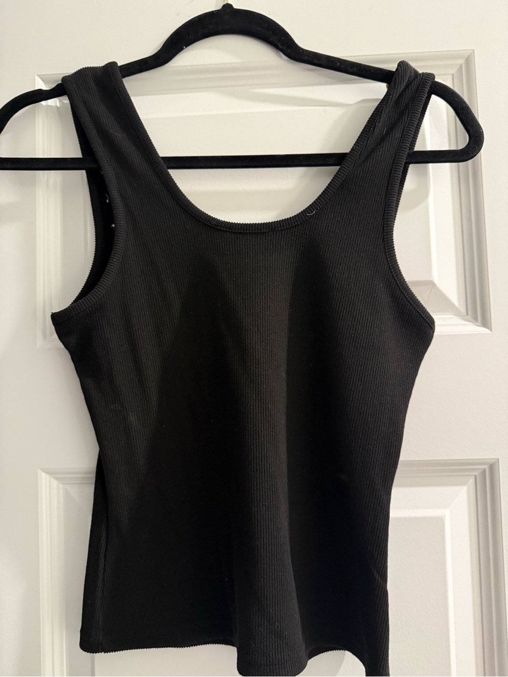 Edikted Shell Tank Top - Picture 4 of 4